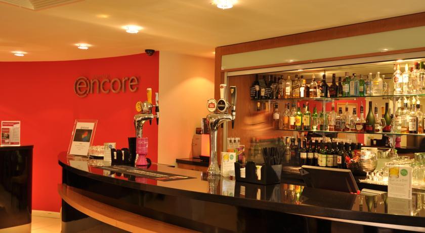 pentahotel Inverness Esterno foto