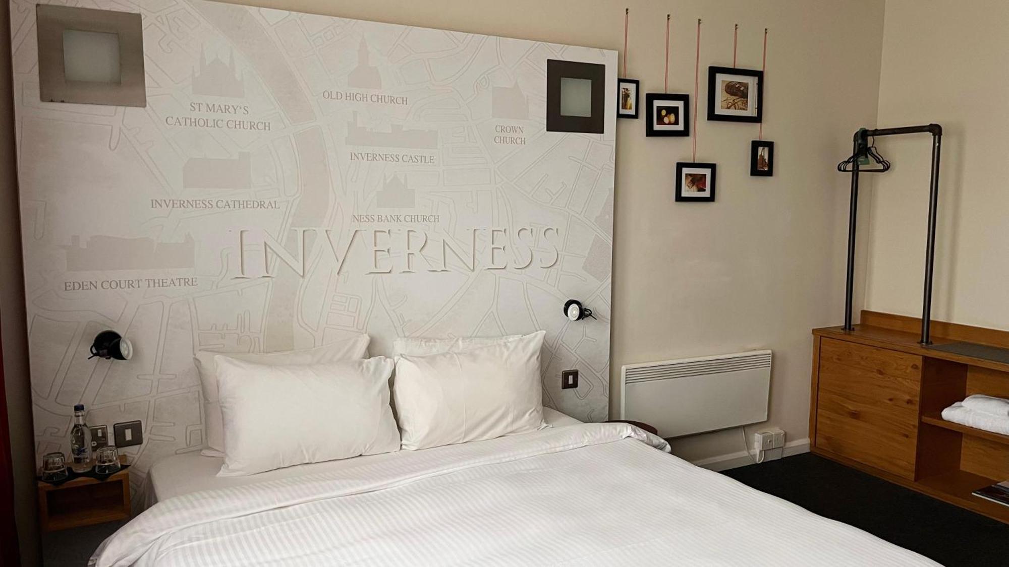 pentahotel Inverness Esterno foto