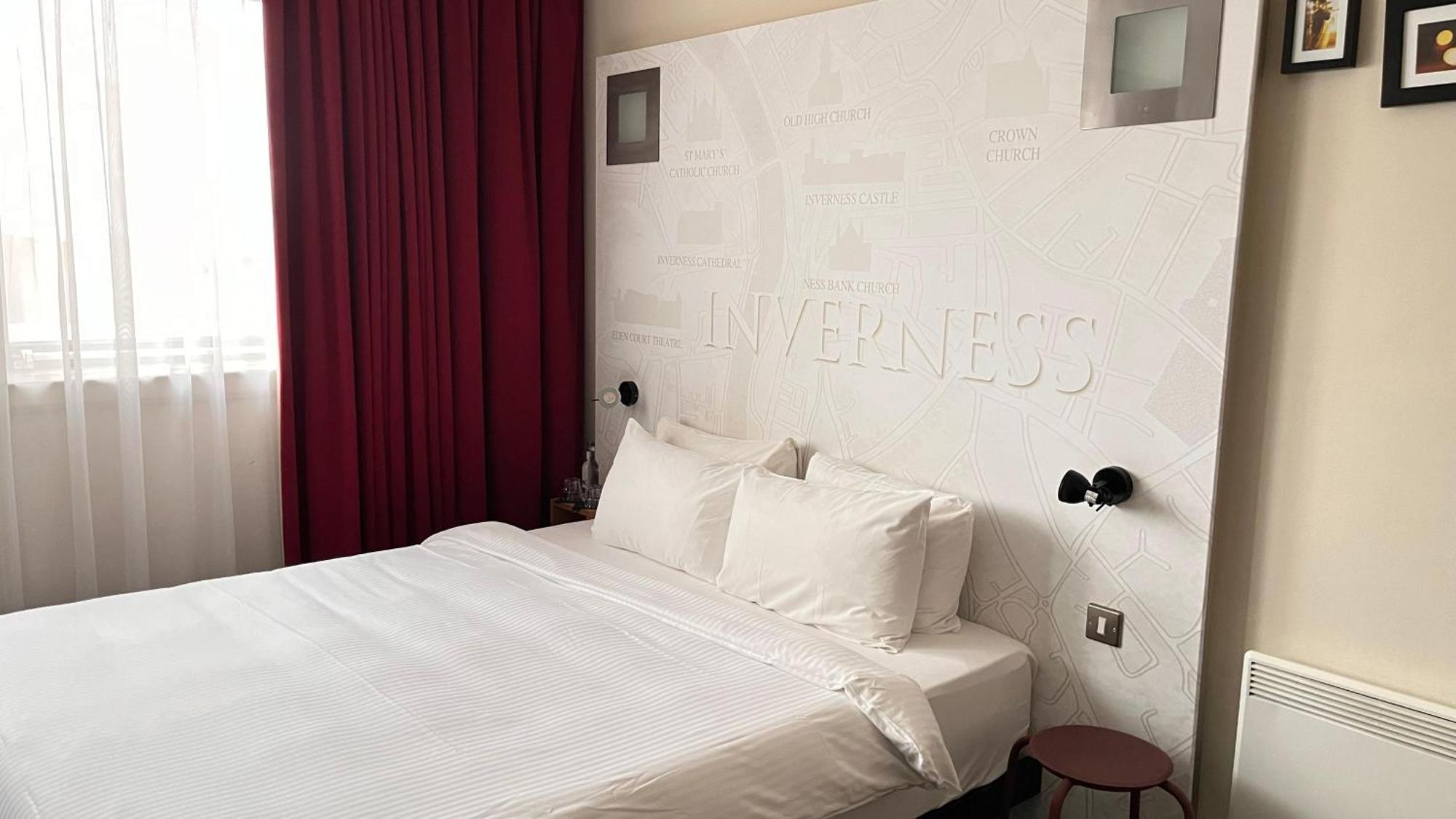 pentahotel Inverness Esterno foto