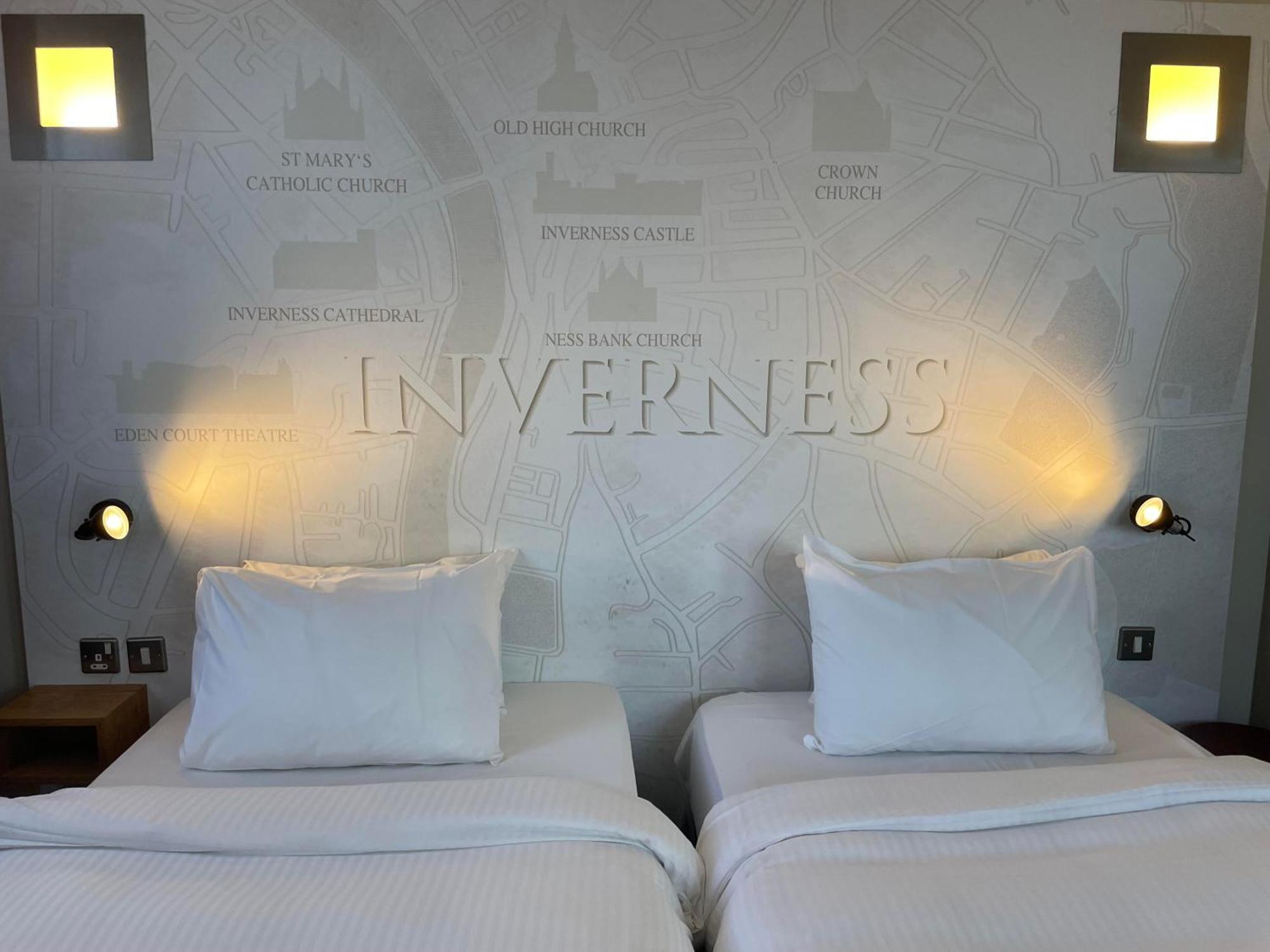 pentahotel Inverness Esterno foto