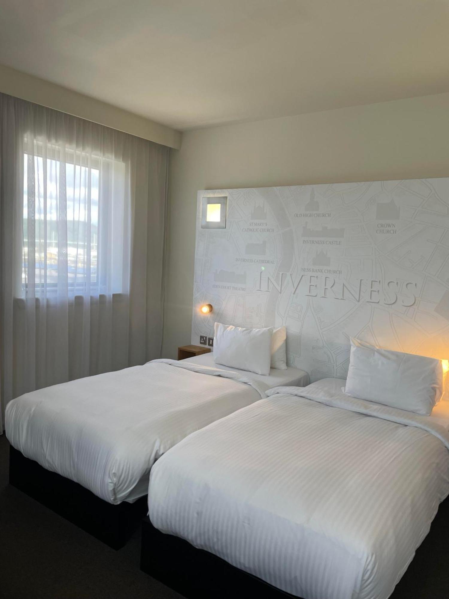 pentahotel Inverness Esterno foto